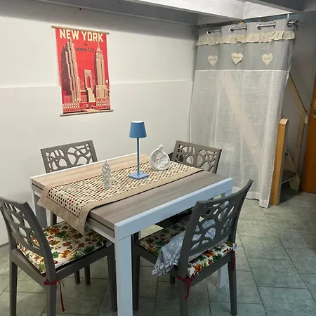 Camine Apartman Aradeo